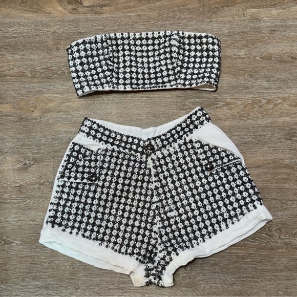 Beaded XS Top and SMALL shorts set - Picture 1 of 7